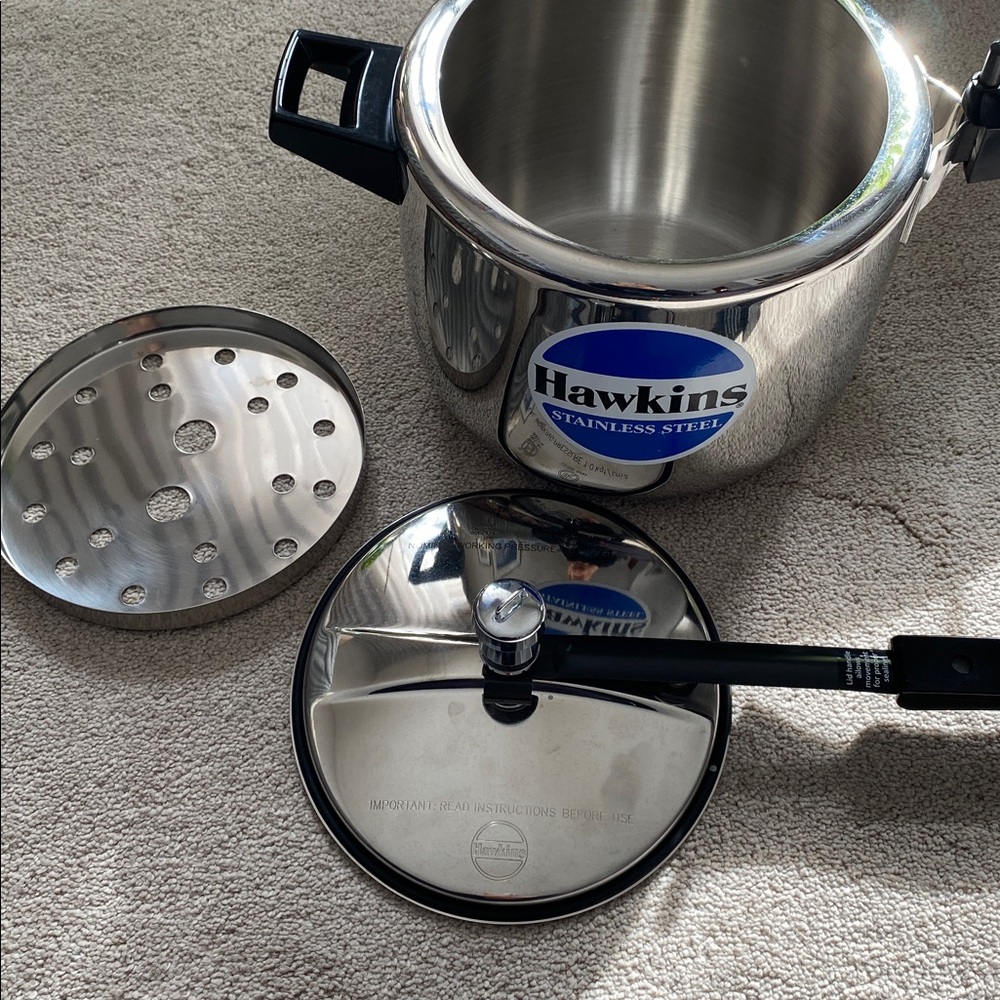 **NEW** Hawkins Stainless Steel 5L Pressure Cooker